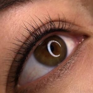 MICROPIGMENTACION LINEA ENTRE PESTAÑAS + RETOQUE